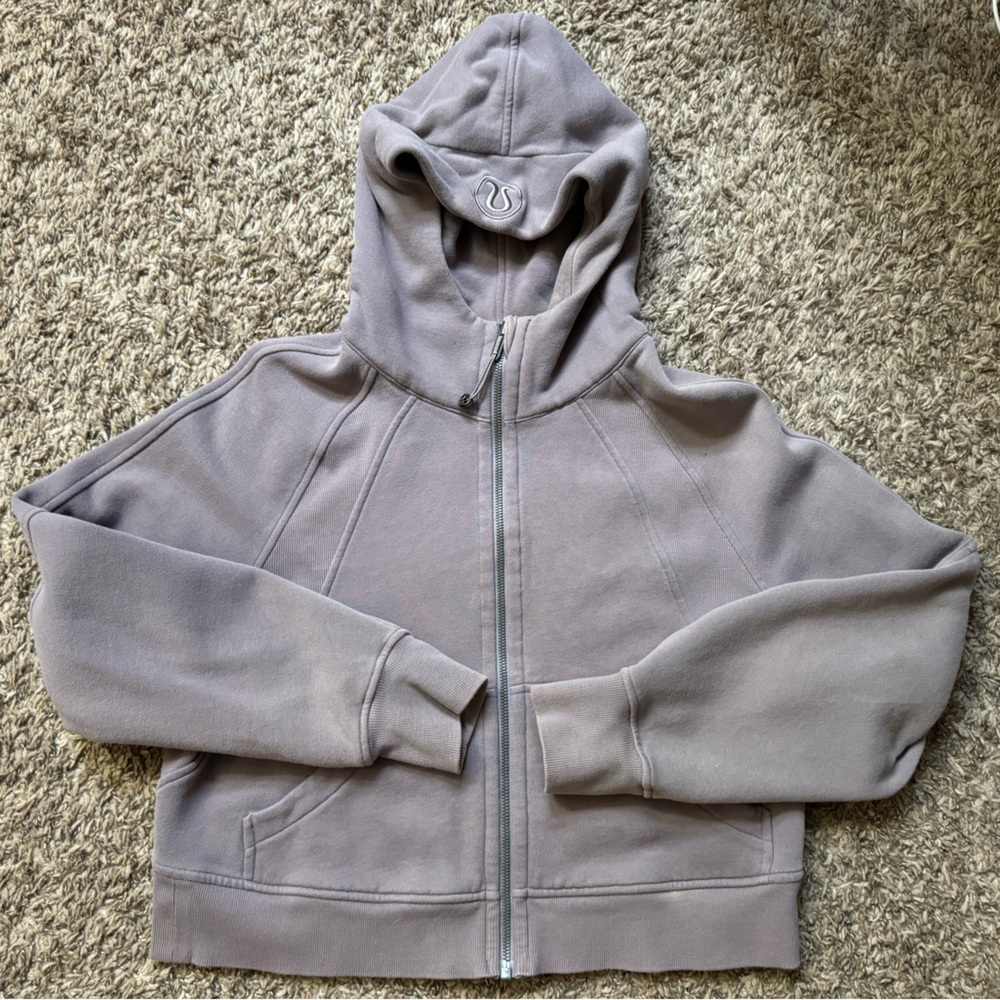 Lululemon Women’s Lavendar Cropped Scuba Hoodie XS/S